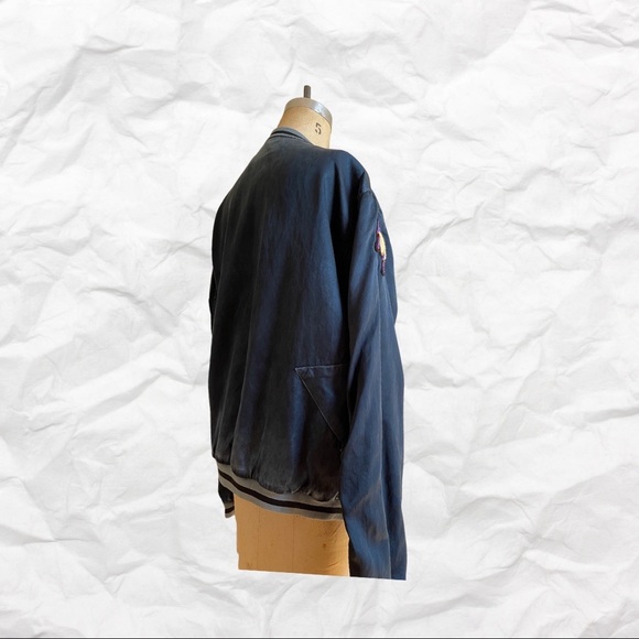 Free City Lightweight Bomber Jacket with Patches - Picture 3 of 5